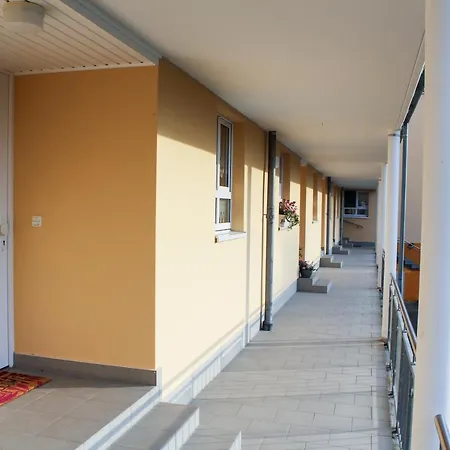 B4 Haus Elmsfeuer Graal-Mueritz