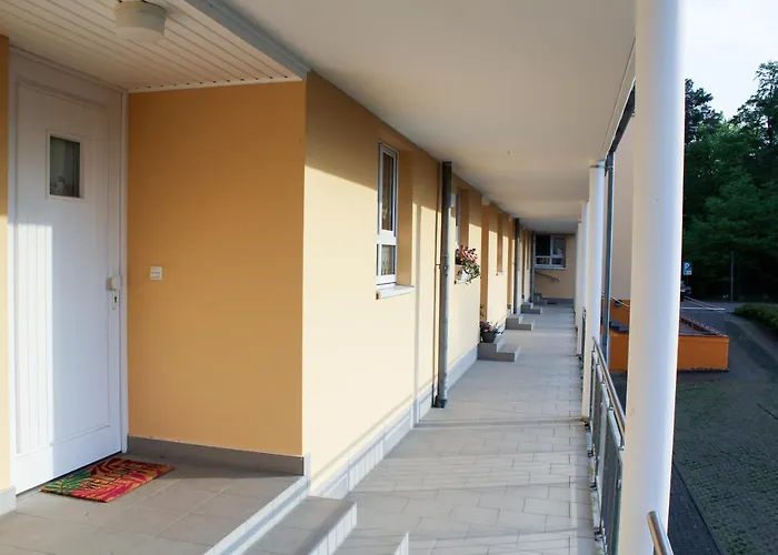 B4 Haus Elmsfeuer 格拉尔-米里茨